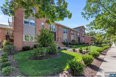 29 Upper Mountain Avenue C2901 #C2901, Montclair, NJ 07042 - Photo 2
