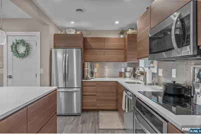 29 Upper Mountain Avenue C2901 #C2901, Montclair, NJ 07042 - Photo 16