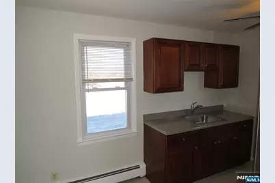 11 Louis Street 2nd Floor #2nd Floor, Lodi, NJ 07644 - Photo 14