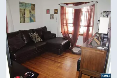 11 Louis Street 2nd Floor #2nd Floor, Lodi, NJ 07644 - Photo 2