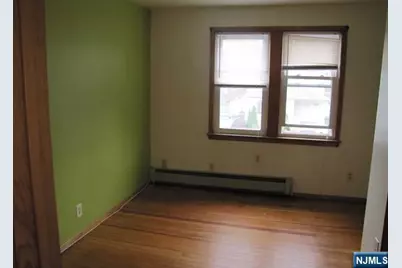 11 Louis Street 2nd Floor #2nd Floor, Lodi, NJ 07644 - Photo 4