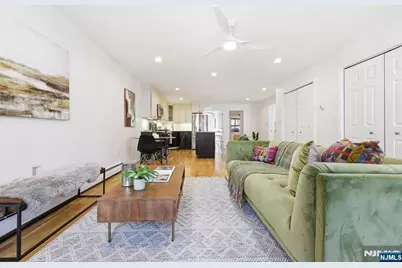 325 5th Street 2 #2, Jersey City, NJ 07302 - Photo 4