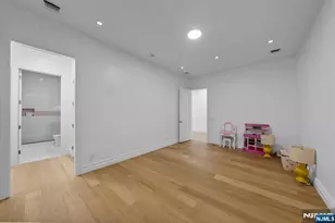 472 High St, Closter, NJ 07624 - Photo 10