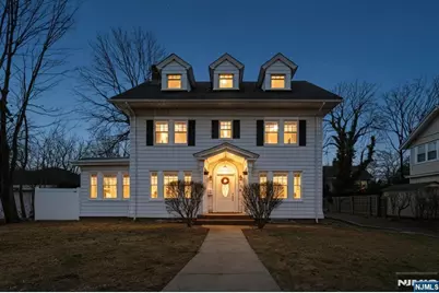 14 Vassar, Newark, NJ 07112 - Photo 2