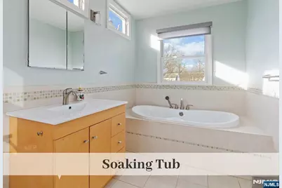 404 Ponfield Place, Ridgewood, NJ 07450 - Photo 14