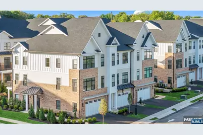 15 Davis Drive, Englewood Cliffs, NJ 07632 - Photo 2