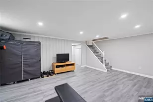 94 Trimble Ave, Clifton, NJ 07011 - Photo 18