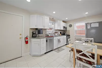 94 Trimble Avenue, Clifton, NJ 07011 - Photo 8