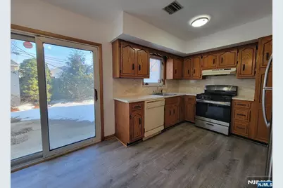 81 Church Street 4 #4, Lodi, NJ 07644 - Photo 16