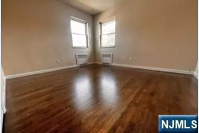 39 Columbia Avenue 2nd #2ND, Cliffside Park, NJ 07010 - Photo 4