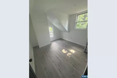 15 Winthrop Terrace 2 #2, East Orange, NJ 07018 - Photo 6