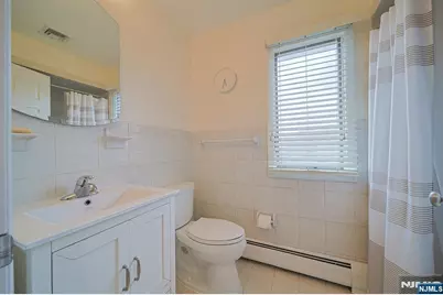 146B Myrtle B #B, Fort Lee, NJ 07024 - Photo 14