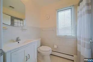 146B Myrtle B, Fort Lee, NJ 07024 - Photo 14