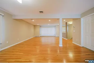 146B Myrtle B #B, Fort Lee, NJ 07024 - Photo 4