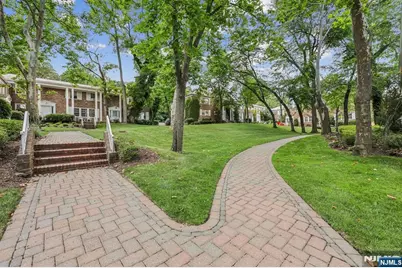 12 Mountain Avenue 25 #25, Montclair, NJ 07042 - Photo 2