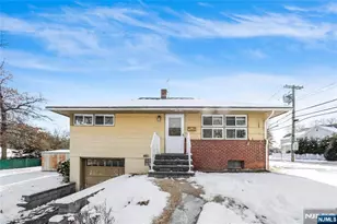 14 Lakeview Dr, Emerson, NJ 07630 - Photo 2
