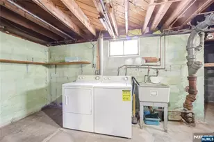 14 Lakeview Dr, Emerson, NJ 07630 - Photo 16