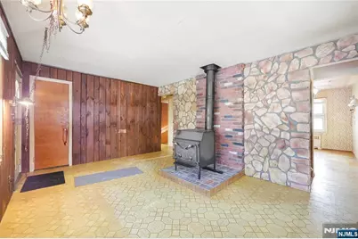 14 Lakeview Drive, Emerson, NJ 07630 - Photo 6