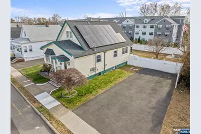 7-02 Lake, Fair Lawn, NJ 07410 - Photo 4