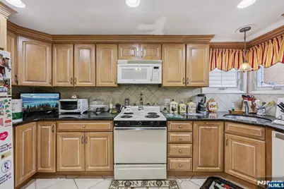 18 Patterson Street, Harrison, NJ 07029 - Photo 14