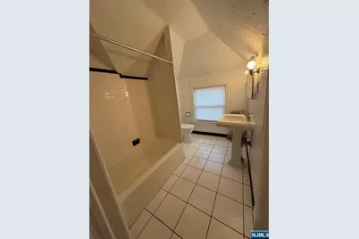 139 Summit Cross, Rutherford, NJ 07070 - Photo 14