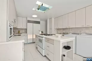 1 Horizon Road Ph 1, Fort Lee, NJ 07024 - Photo 20