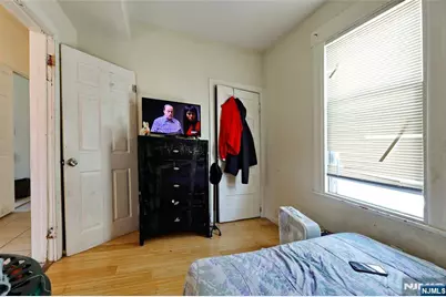 240-242 Ellis Avenue, Irvington, NJ 07111 - Photo 20