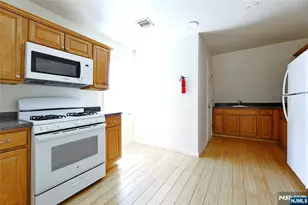 240-242 Ellis Ave, Irvington, NJ 07111 - Photo 30