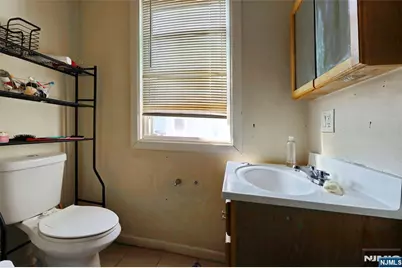 240-242 Ellis Avenue, Irvington, NJ 07111 - Photo 22