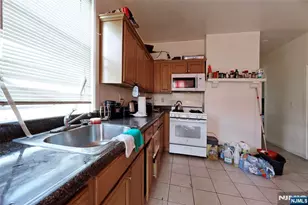 240-242 Ellis Ave, Irvington, NJ 07111 - Photo 14