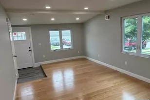 86 Orange Ave, Elmwood Park, NJ 07407 - Photo 6