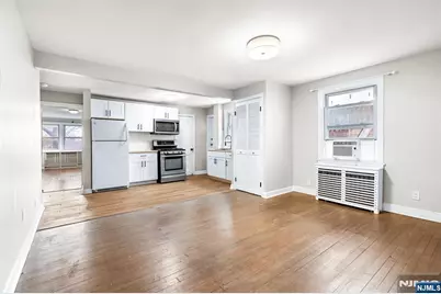 26 Van Ness Terrace 2 #2, Maplewood, NJ 07040 - Photo 2