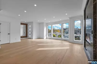 2189 Jones Road, Fort Lee, NJ 07024 - Photo 4