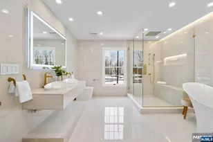 27 Applewood Dr, Upper Saddle River, NJ 07458 - Photo 10