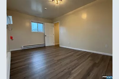 263 Kipp Avenue 2 #2, Hasbrouck Heights, NJ 07604 - Photo 10