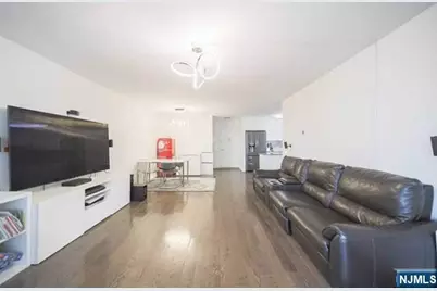 2100 Linwood Avenue 17T #17T, Fort Lee, NJ 07024 - Photo 8