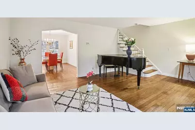 593 Beverly Road, Teaneck Township, NJ 07666 - Photo 4