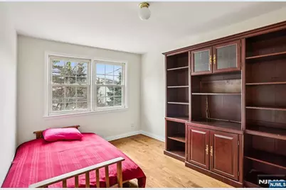 593 Beverly Road, Teaneck Township, NJ 07666 - Photo 16