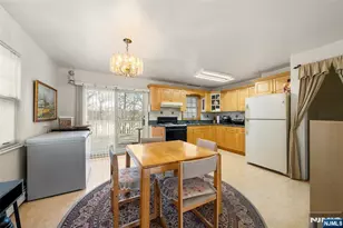 525 Chestnut St, Ridgefield, NJ 07657 - Photo 8