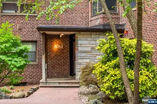 3061 Edwin 3E, Fort Lee, NJ 07024 - Photo 2