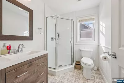 3-15 Lyons Avenue, Fair Lawn, NJ 07410 - Photo 10