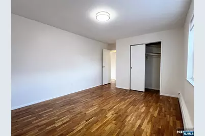 87 W Central Boulevard 5 #5, Palisades Park, NJ 07650 - Photo 20