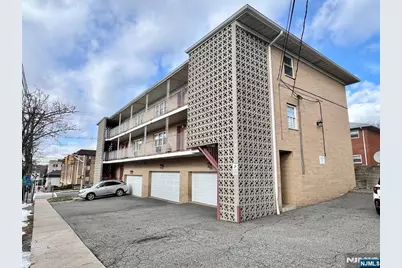 87 W Central Boulevard 5 #5, Palisades Park, NJ 07650 - Photo 1