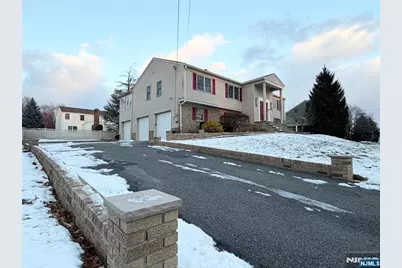 850 Ridgewood Avenue, Oradell, NJ 07649 - Photo 34