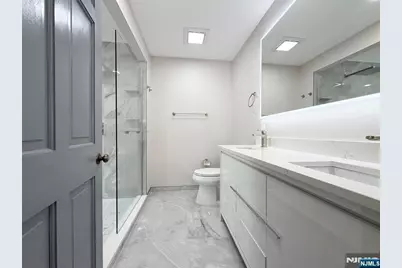 850 Ridgewood Avenue, Oradell, NJ 07649 - Photo 28