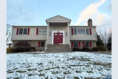 850 Ridgewood Avenue, Oradell, NJ 07649 - Photo 32