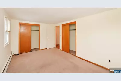 26 Bank Street, Midland Park, NJ 07432 - Photo 8