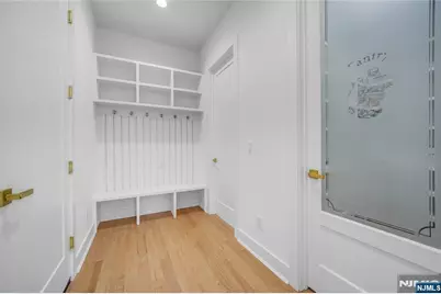 33 Oliver Road, Paramus, NJ 07652 - Photo 20