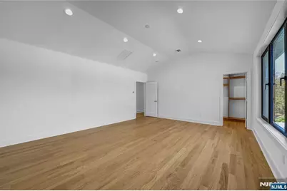 33 Oliver Road, Paramus, NJ 07652 - Photo 36