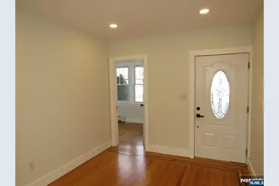 8 Louis Street 1st Floor Ri #1st Floor Ri, Lodi, NJ 07644 - Photo 4